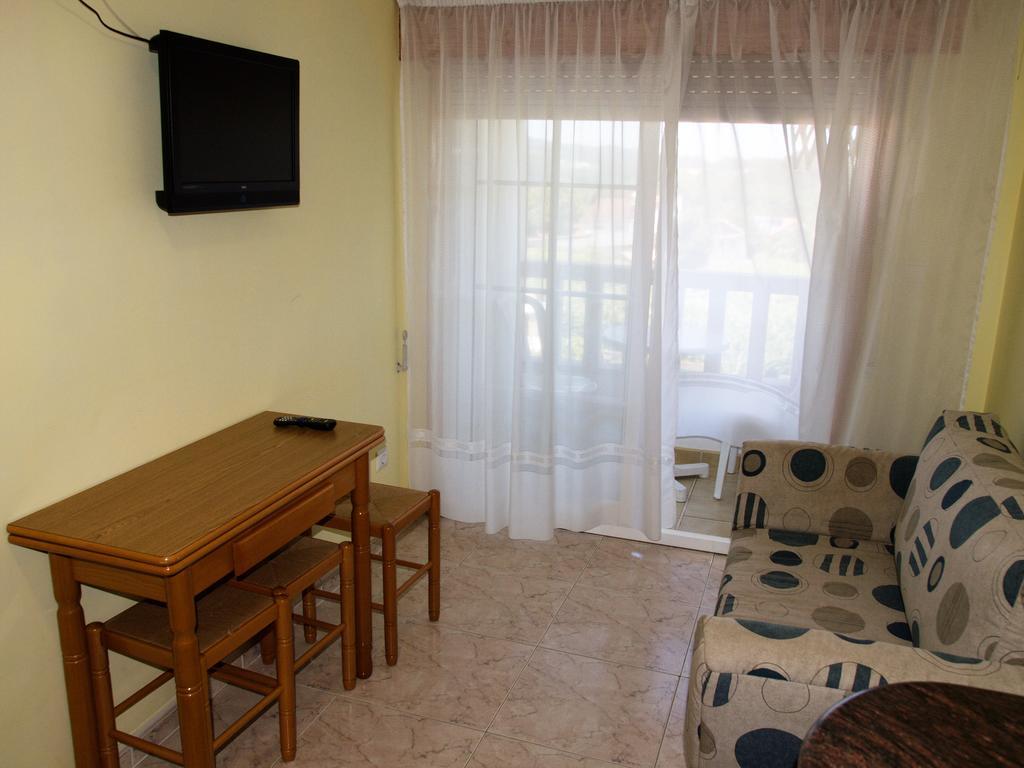 Apartamentos Barrosa Portonovo Phòng bức ảnh